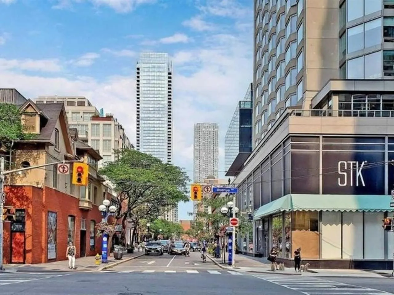 Downtown Toronto Condo With Gym & Subway Access 0*,  Canada